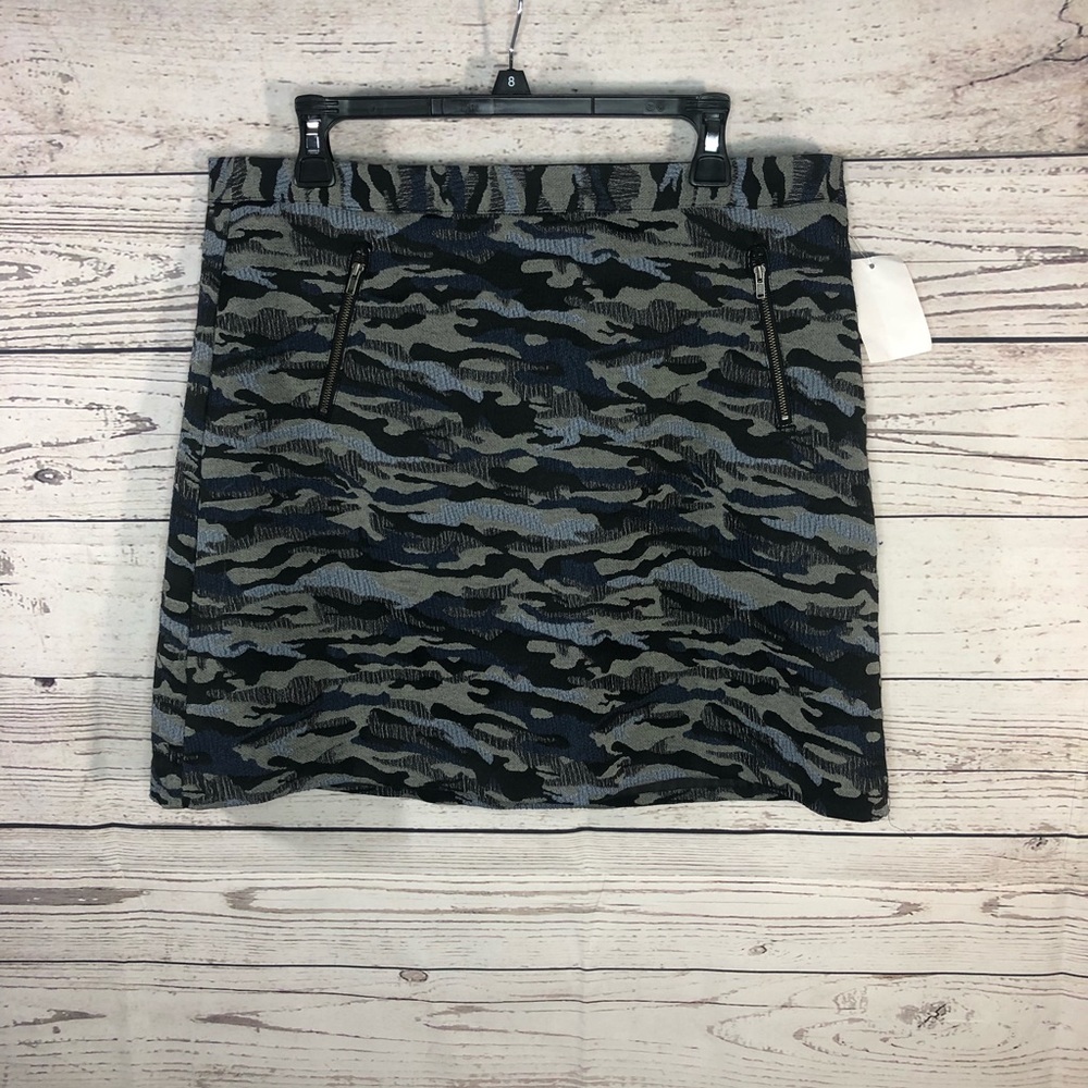 NWT Halogen Camo Mini Skirt, Sz 14